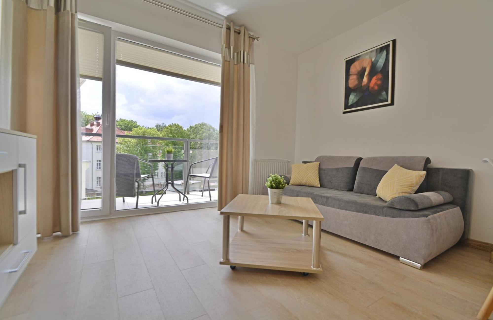 Osiedle Cesarskie Apartamenty - Parking - Apartamenty Bryza Świnoujście Exterior foto